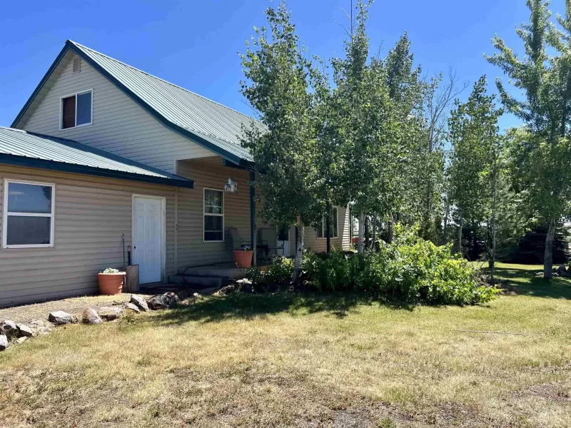 2348 S Grays Creek Rd, Indian Valley, Idaho 83632, ,Home,For Sale,2348 S Grays Creek Rd,98916223